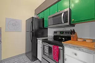 1705 Crossing Pl, Austin, TX 78741 - Photo 10