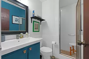 1705 Crossing Pl, Austin, TX 78741 - Photo 12