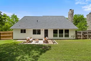 7107 Teaberry Dr, Austin, TX 78745 - Photo 36