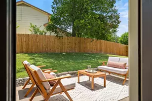 7107 Teaberry Dr, Austin, TX 78745 - Photo 34
