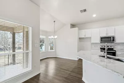 102 Bosque Drive, Hutto, TX 78634 - Photo 10