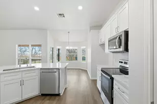 102 Bosque Dr, Hutto, TX 78634 - Photo 14