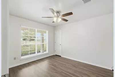 102 Bosque Drive, Hutto, TX 78634 - Photo 16