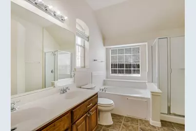 12808 Appaloosa Chase Drive, Austin, TX 78732 - Photo 14