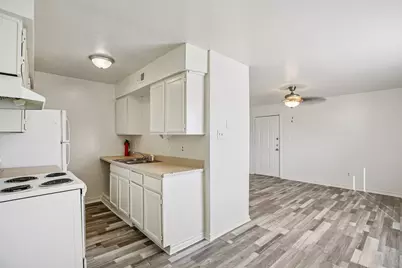 2810 Cypress Bend Circle, Bryan, TX 77801 - Photo 2