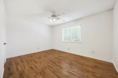 1102 Crestview Street, Round Rock, TX 78681 - Photo 14
