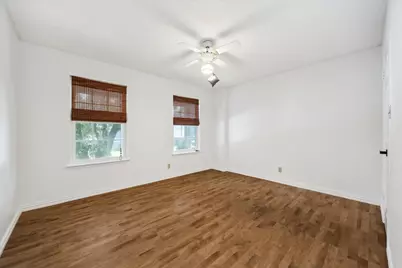1102 Crestview Street, Round Rock, TX 78681 - Photo 12