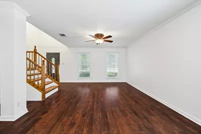 1102 Crestview Street, Round Rock, TX 78681 - Photo 2