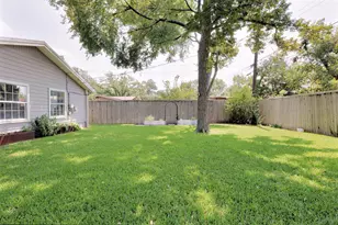 1601 Northridge Dr, Austin, TX 78723 - Photo 34