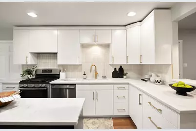 1601 Northridge Drive, Austin, TX 78723 - Photo 2