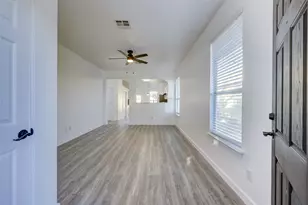 15218 Parrish Ln, Austin, TX 78725 - Photo 4