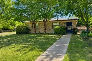 601 E Covington Dr, Austin, TX 78753 - Photo 2