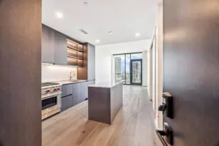 610 Davis St, Austin, TX 78701 - Photo 6