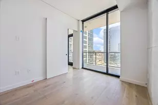 610 Davis St, Austin, TX 78701 - Photo 8
