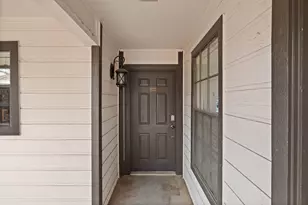 203 E 31st St, Austin, TX 78705 - Photo 6