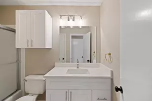 203 E 31st St, Austin, TX 78705 - Photo 32