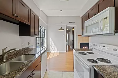 203 E 31st Street #308, Austin, TX 78705 - Photo 18