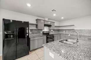 639 Blackbuck Rdg Dr, Lampasas, TX 76550 - Photo 12