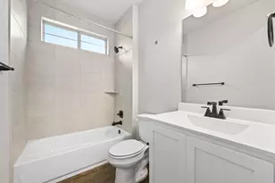 8003 Orizzonte St, Austin, TX 78744 - Photo 16