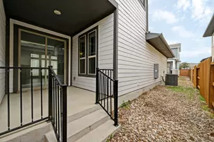 8003 Orizzonte St, Austin, TX 78744 - Photo 24