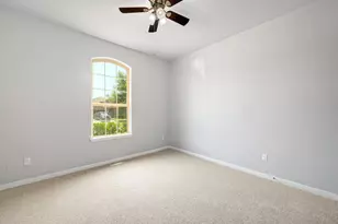 176 Flannery Ln, Buda, TX 78610 - Photo 6