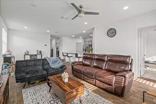 3001 Egan Dr, Pflugerville, TX 78660 - Photo 6