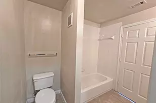 2320 Gracy Farms Ln, Austin, TX 78758 - Photo 6