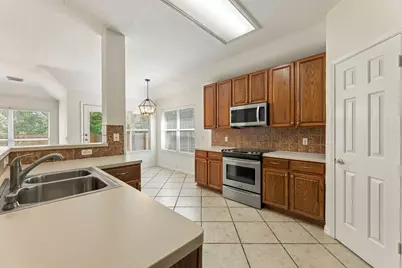 11021 Mint Julep Drive, Austin, TX 78748 - Photo 10