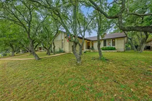 137 Long Wood Ave, Lakeway, TX 78734 - Photo 1