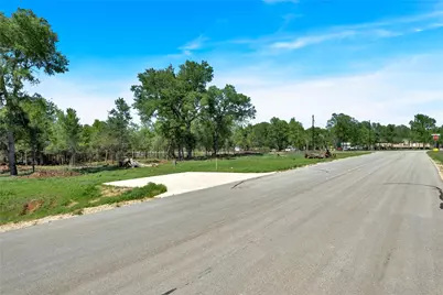 114 Empire Street, Elgin, TX 78621 - Photo 34