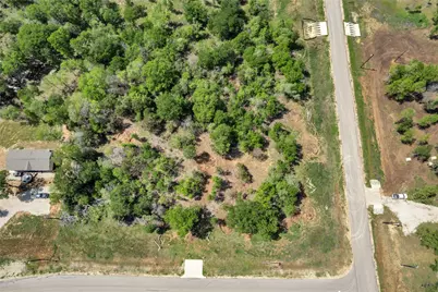 114 Empire Street, Elgin, TX 78621 - Photo 30