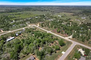 114 Empire St, Elgin, TX 78621 - Photo 26