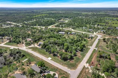 114 Empire Street, Elgin, TX 78621 - Photo 28