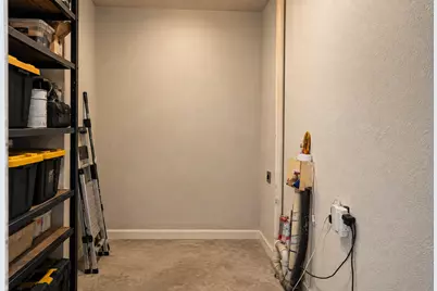 6707 Santos Street, Austin, TX 78741 - Photo 24