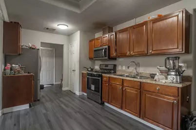 6707 Santos Street, Austin, TX 78741 - Photo 32