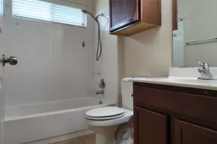 11124 Friendship Dr, Austin, TX 78754 - Photo 10