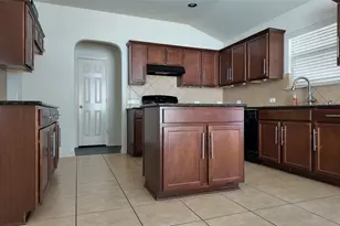 11124 Friendship Dr, Austin, TX 78754 - Photo 6