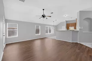 1302 Rainbow Parke Dr, Round Rock, TX 78665 - Photo 8