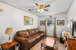 751 N Burleson St, Giddings, TX 78942 - Photo 26