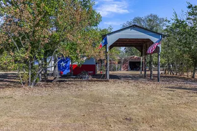 751 N Burleson Street, Giddings, TX 78942 - Photo 8