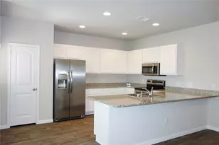 632 Independence Ave, Liberty Hill, TX 78642 - Photo 4