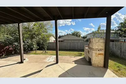 13105 Lofton Cliff Drive, Del Valle, TX 78617 - Photo 14