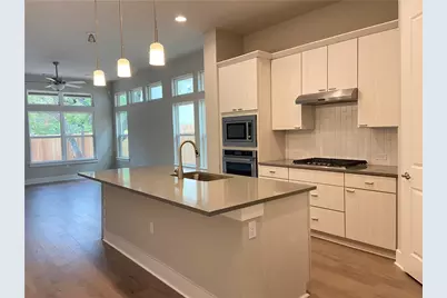 1615 Woodwind Lane, Austin, TX 78758 - Photo 10