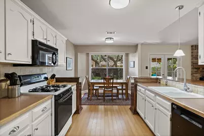 4526 Langtry Lane, Austin, TX 78749 - Photo 4
