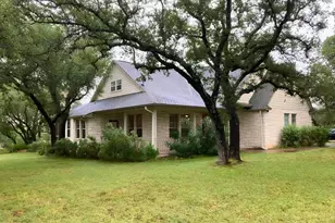 117 Keswick Dr, Spicewood, TX 78669 - Photo 2