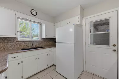 5704 Cedardale Drive, Austin, TX 78745 - Photo 8