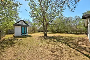407 Magnolia St, Bastrop, TX 78602 - Photo 20