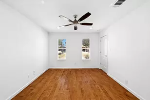 407 Magnolia St, Bastrop, TX 78602 - Photo 12