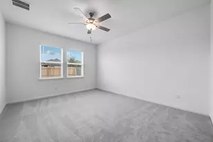 1004 Karly Cv, Hutto, TX 78634 - Photo 4