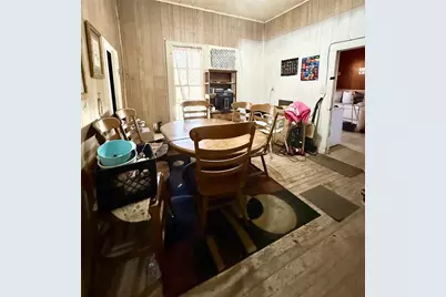 907 N Central Avenue, Cameron, TX 76520 - Photo 6